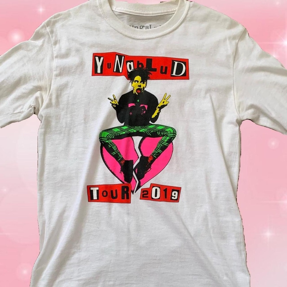 Yungblud White Tour Longsleeve